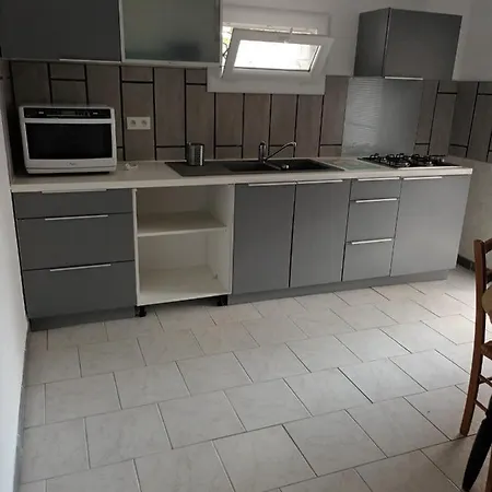 Holiday home Maison Calme